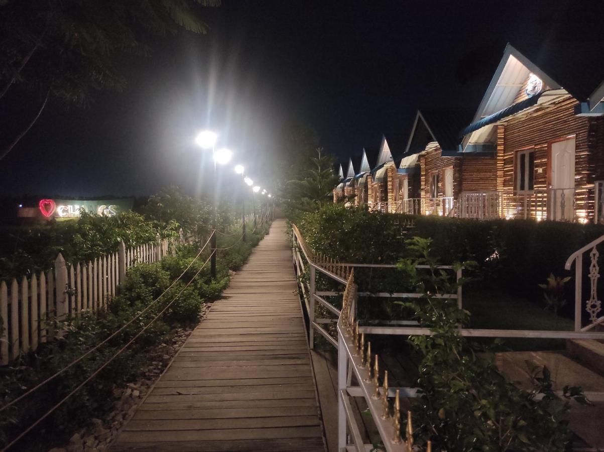 Changs Resort Kaharpara Exterior foto